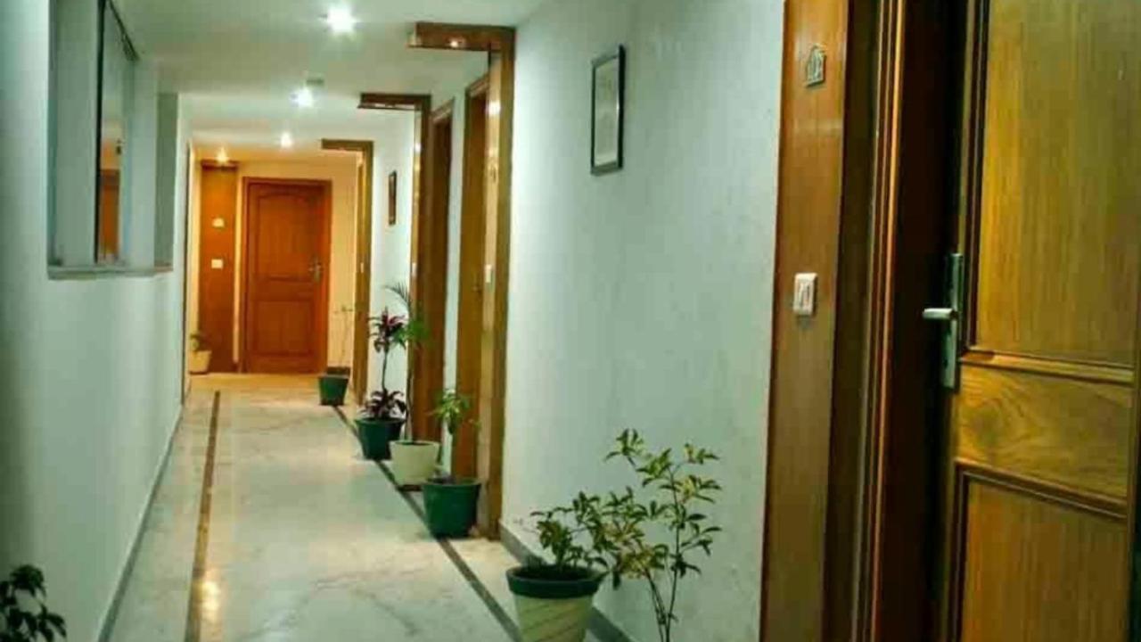 Hotel Padmini Palace Rani Pokhri Exterior photo